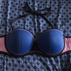 VICTORIA SECRET BIKINI TOP